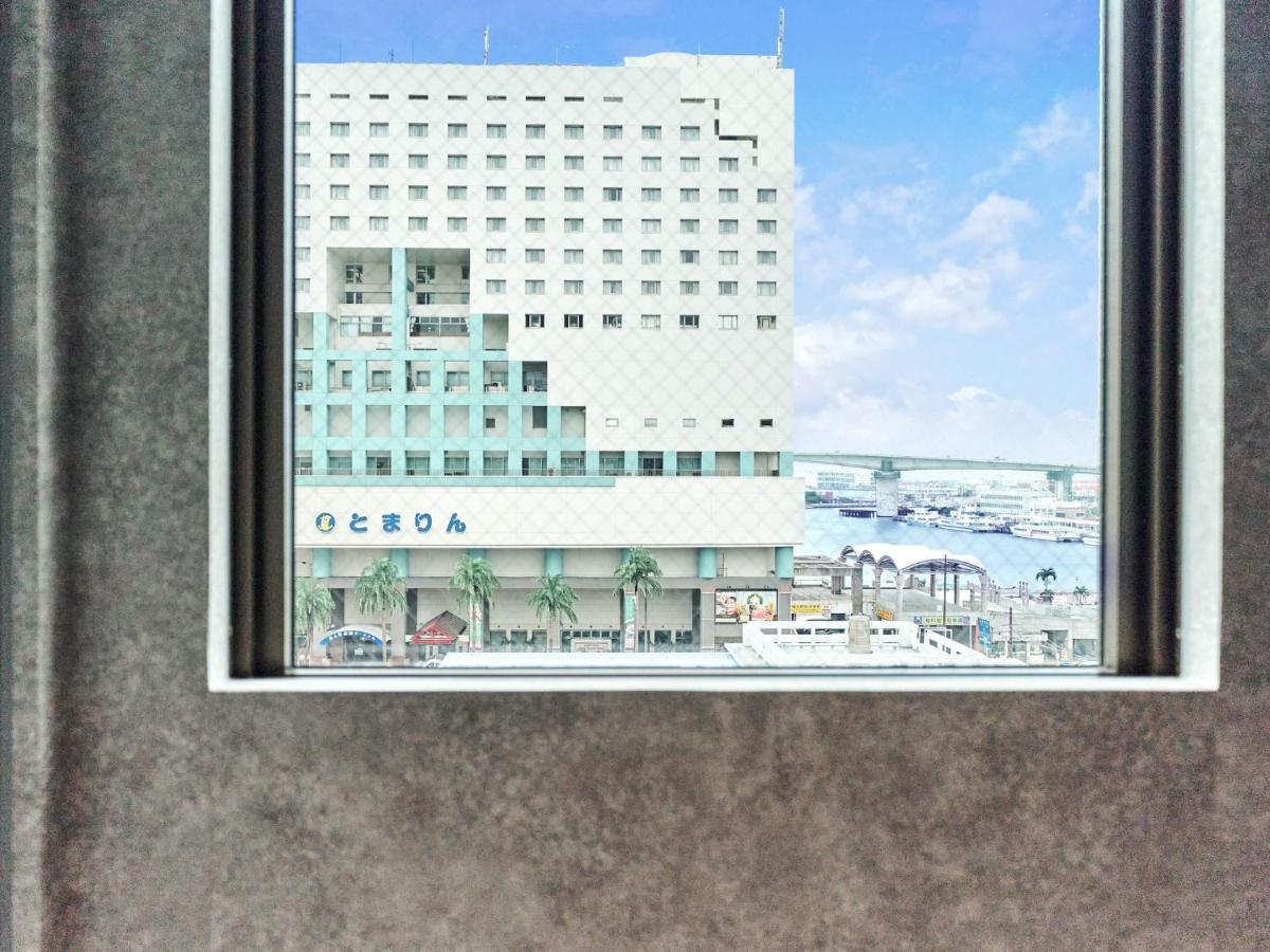 Rakuten Stay Naha-Tomarifuto 7F Twin Room Exterior photo